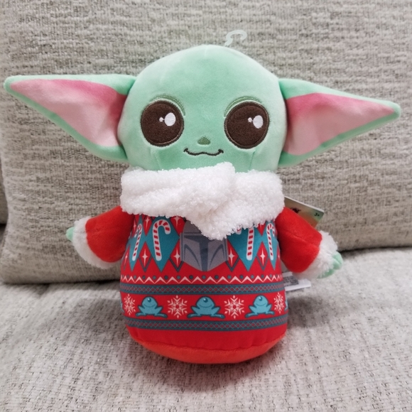 Disney Star Wars The Mandalorian GROGU HOLIDAY CHRISTMAS SWEATER 8" PLUSH NEW - Picture 1 of 7